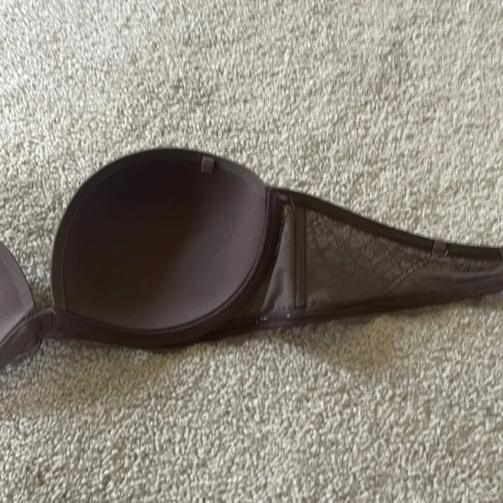 Strapless Bra - Picture 6 of 7
